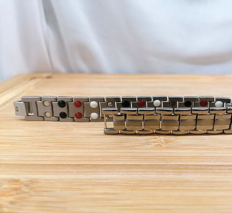 0.78 Silver Unisex Vintage Magnetic Bracelet with Black, Red and Silver Magnets