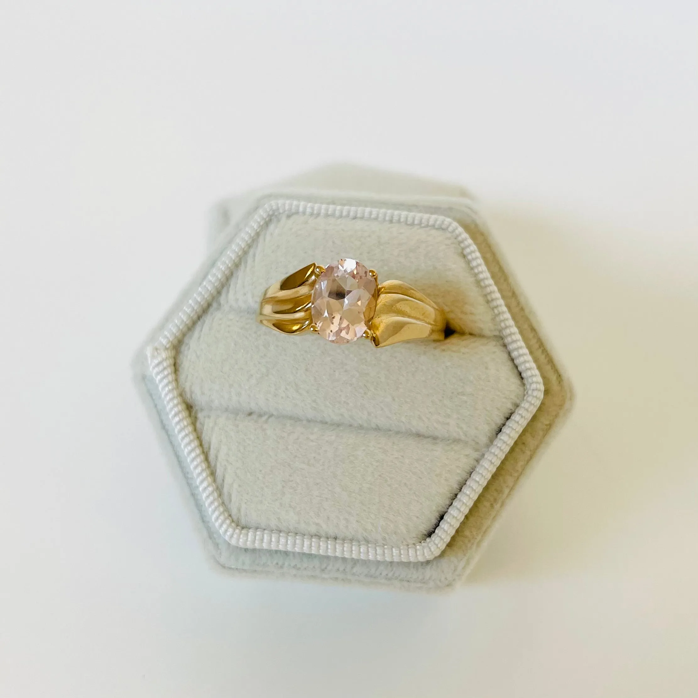 10k Vintage Morganite Ring