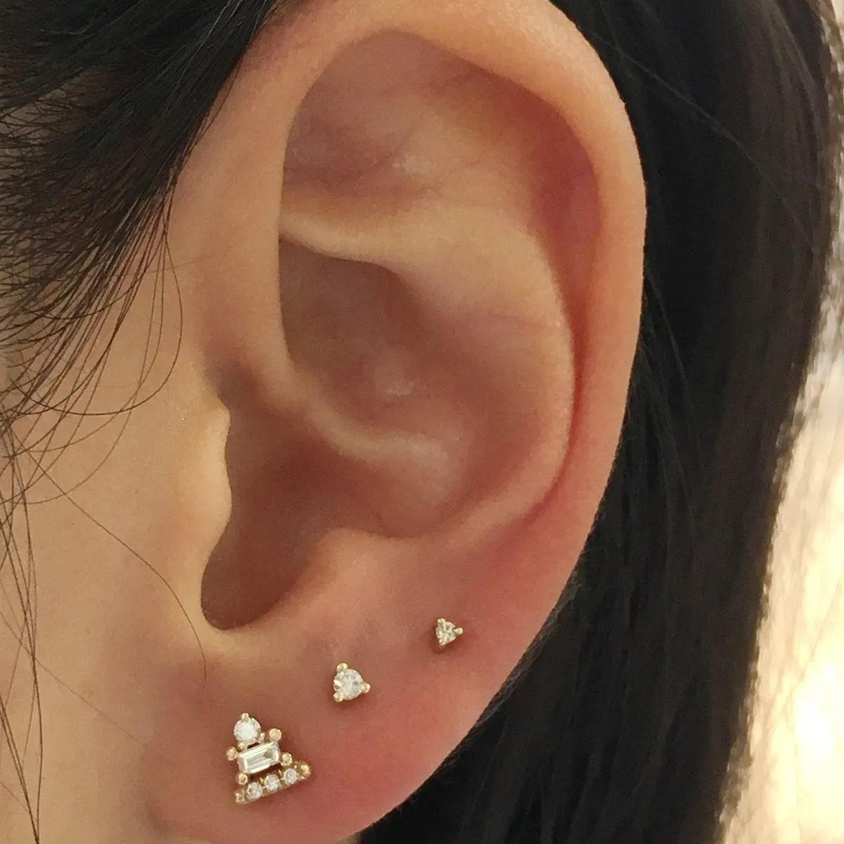 1.5 mm Diamond Dot Stud (Single)