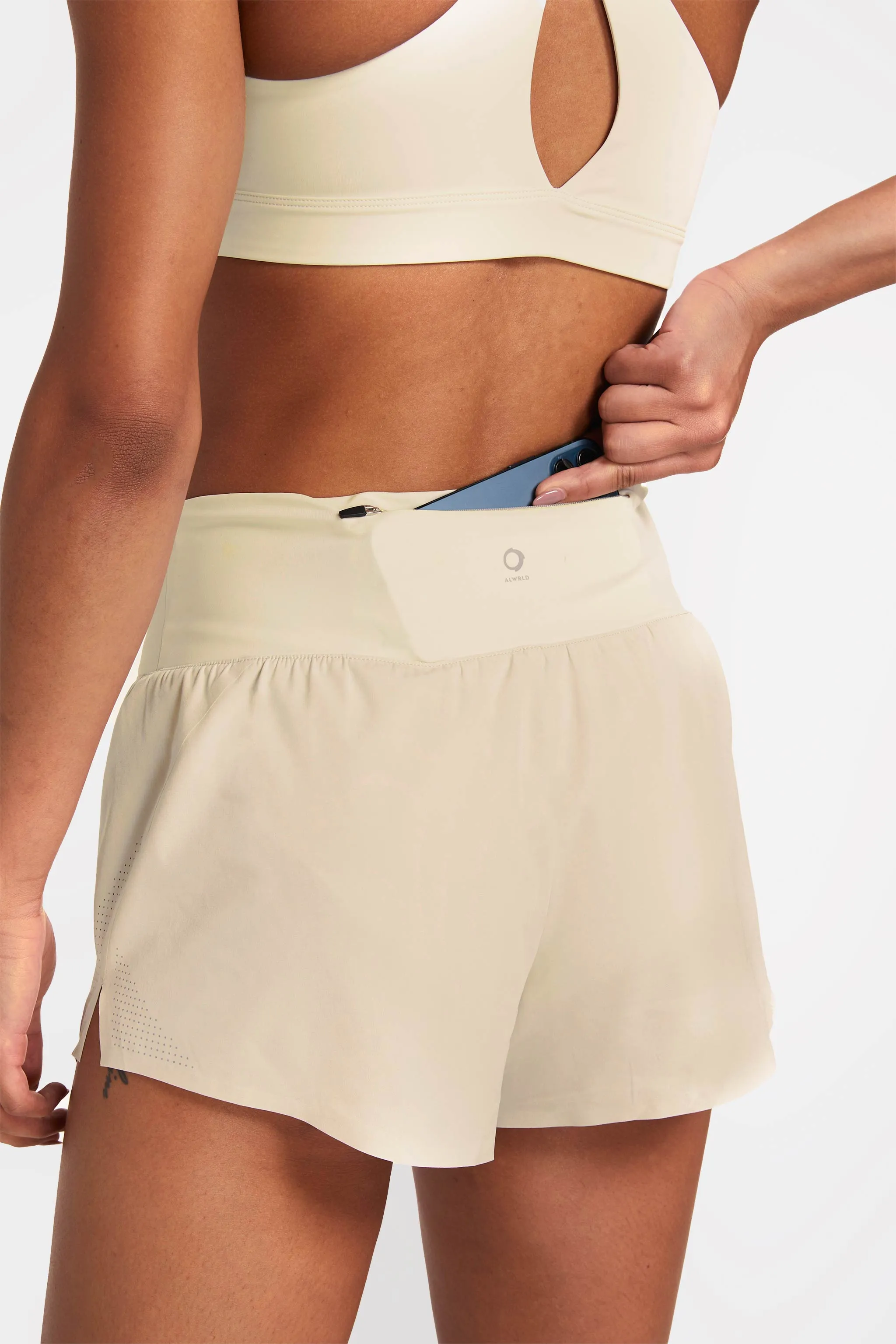 ALRN FEATHERWEIGHT SHORT