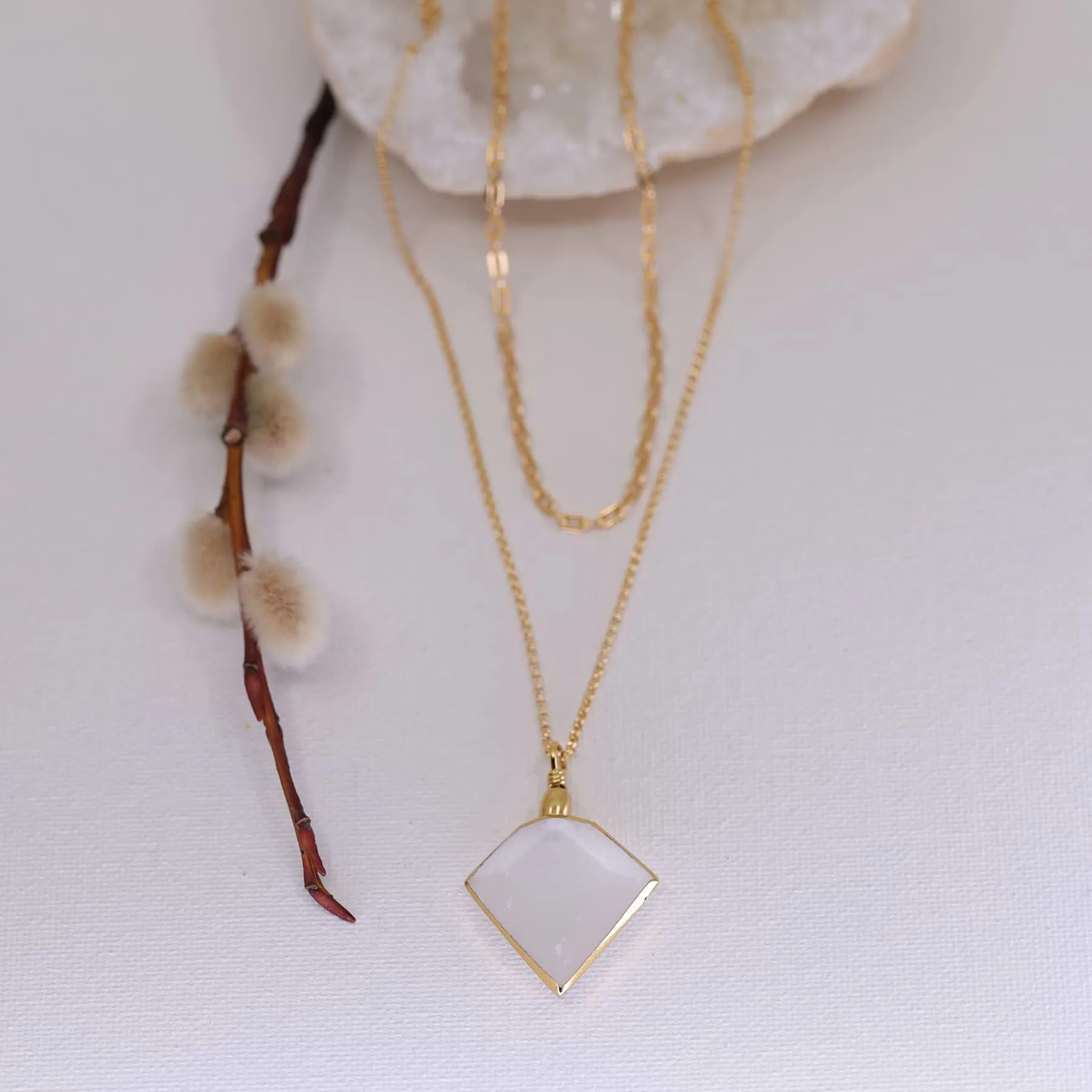 Desert Rose - Selenite Pendant Gold Layered Neckace