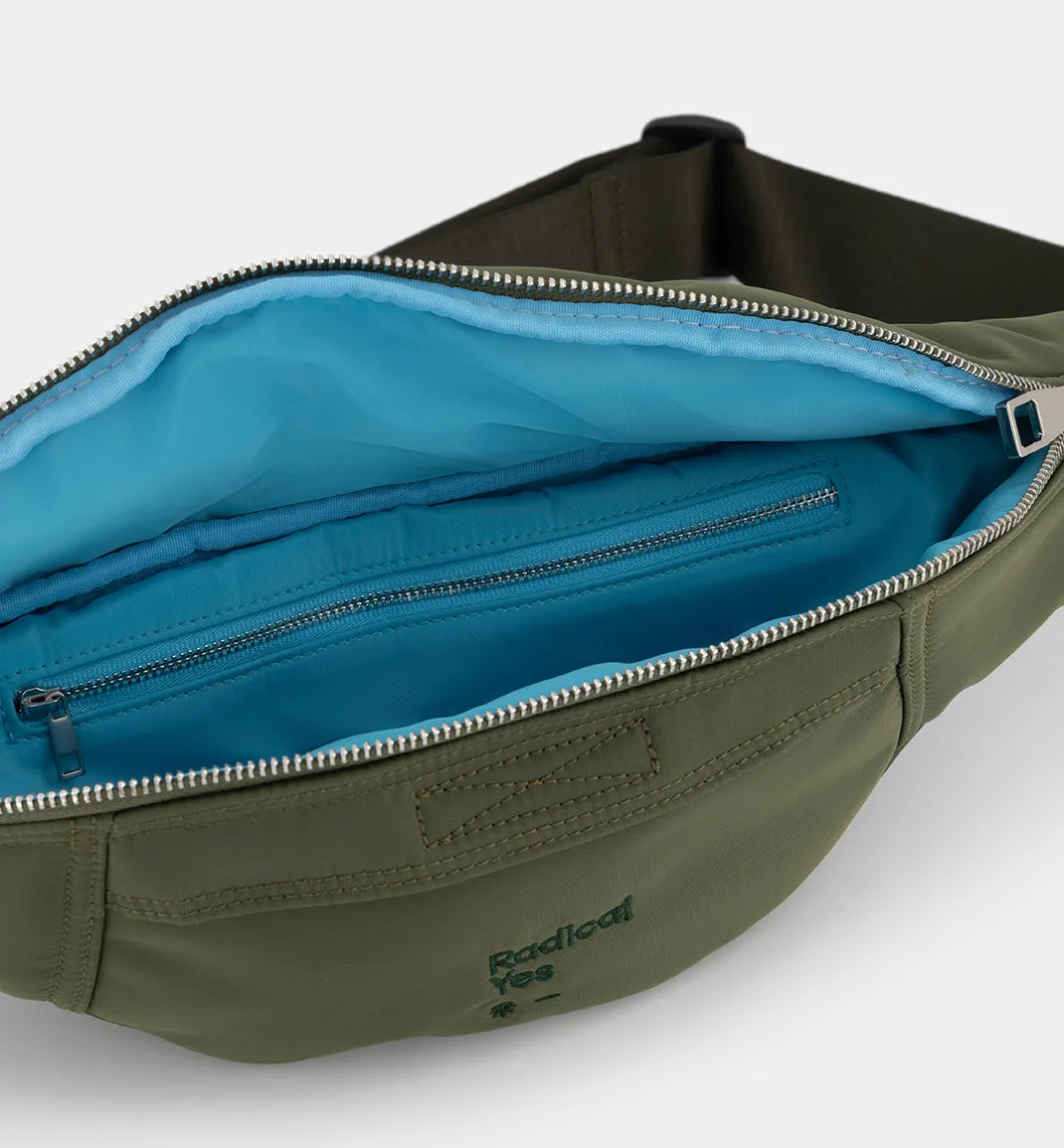 Enid Recycled Nylon Flight Bag | Vineyard