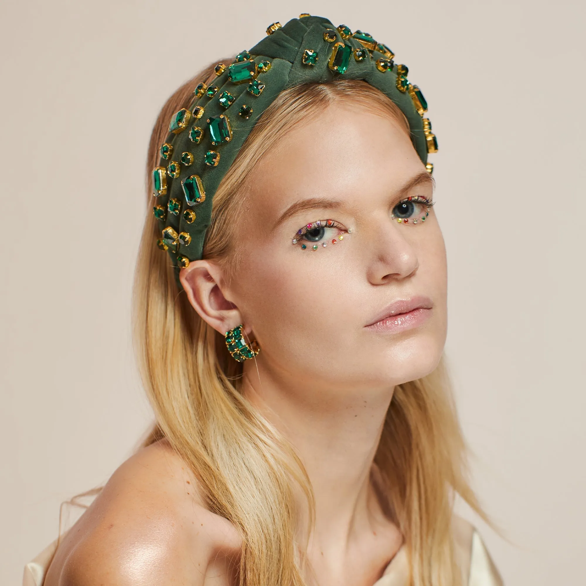 MAY EMERALD RECTANGLE CRYSTAL VELVET KNOTTED HEADBAND