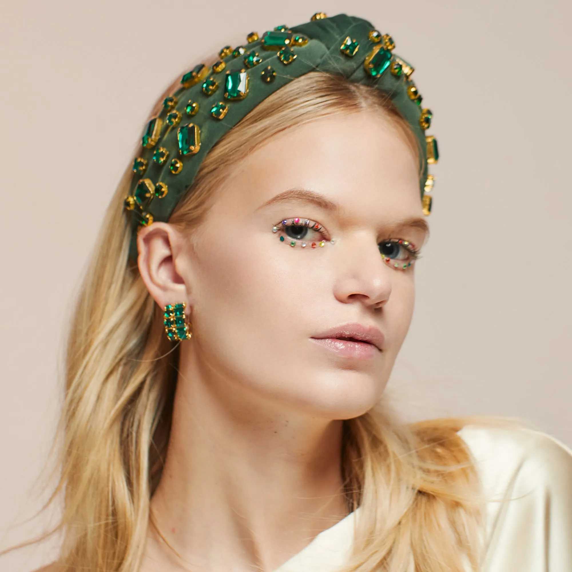 MAY EMERALD RECTANGLE CRYSTAL VELVET KNOTTED HEADBAND