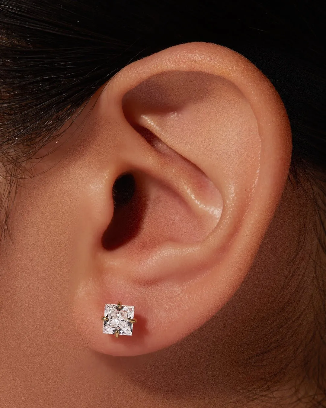 Princess Shaped 4-Prong Diamond Stud Mount