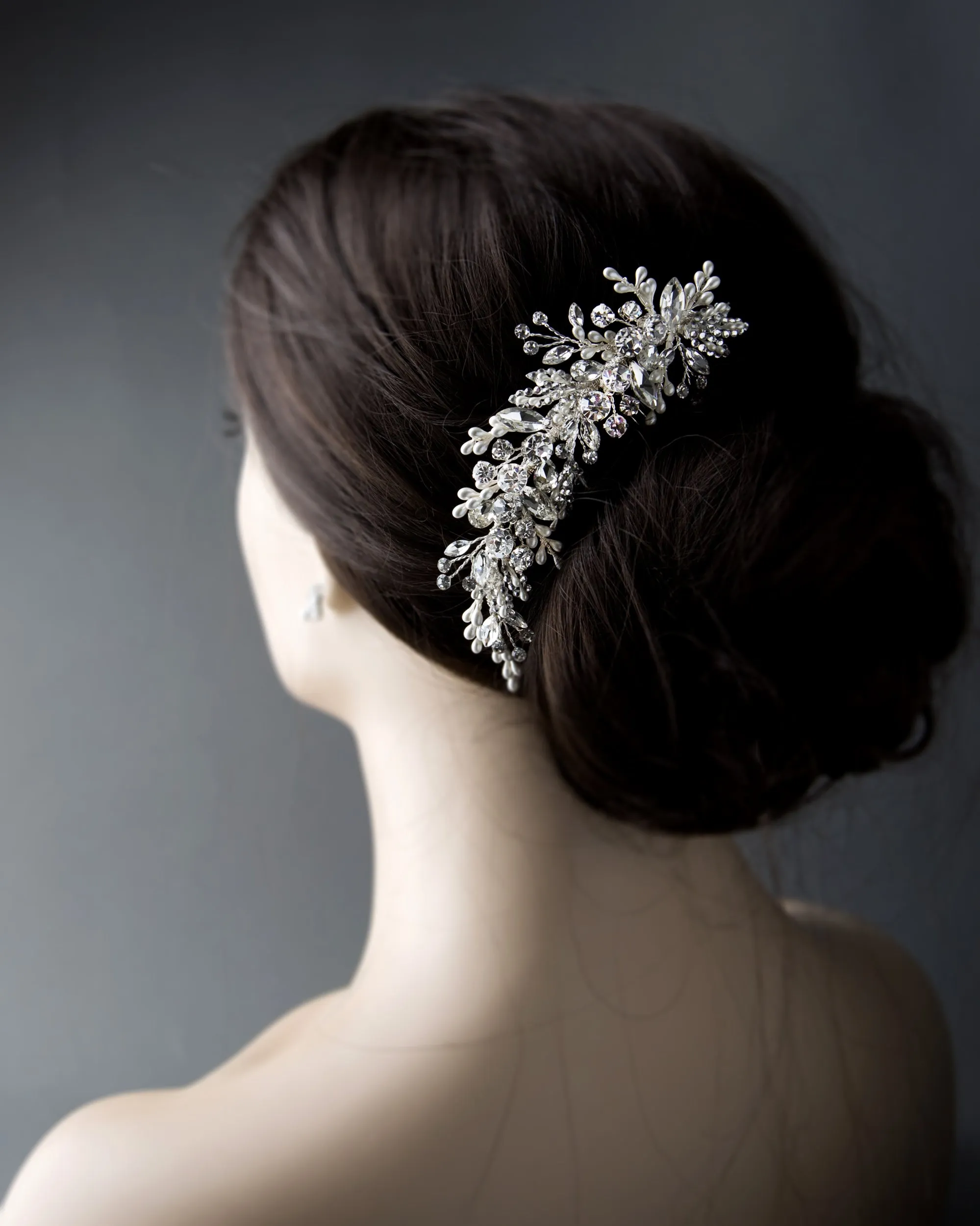 Sparkling Wedding Hair Comb with Pearl Drops