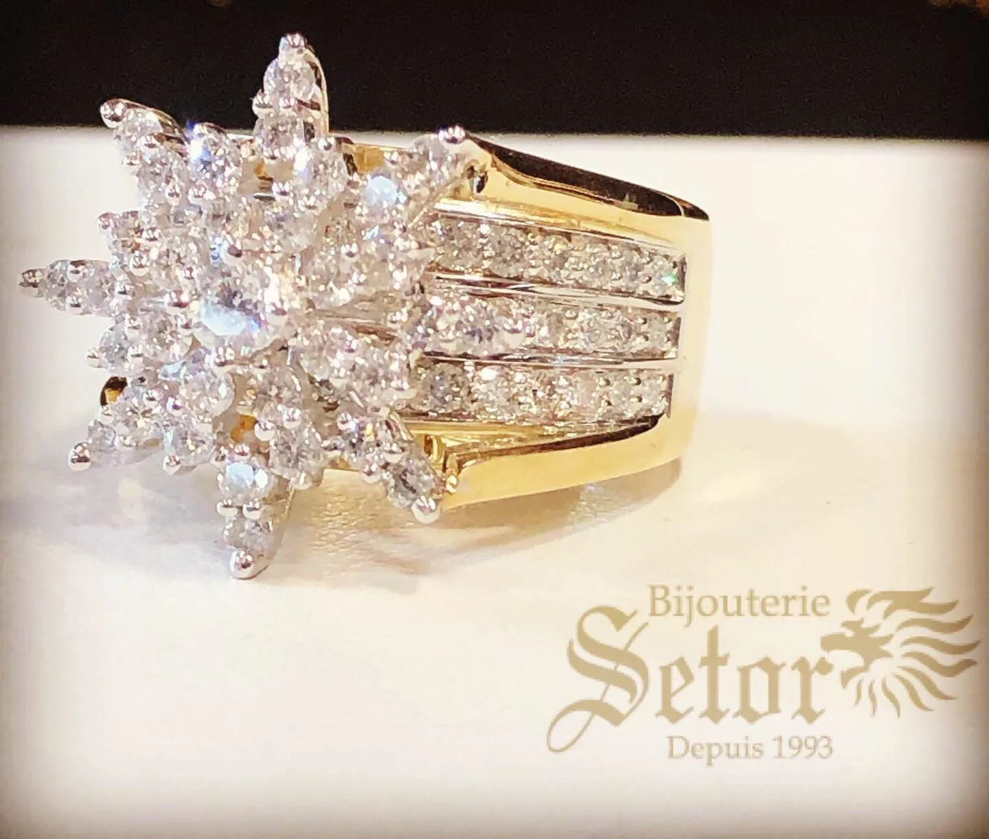 Star diamond ring DER039