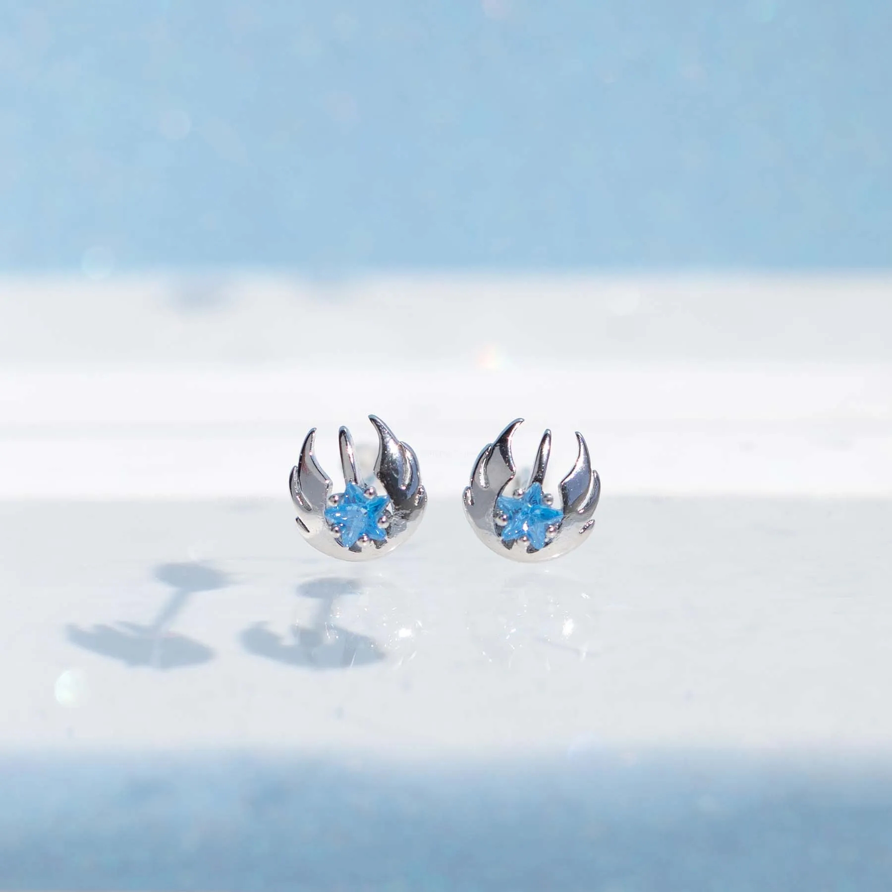 Star Wars Jedi Order Blue Studs