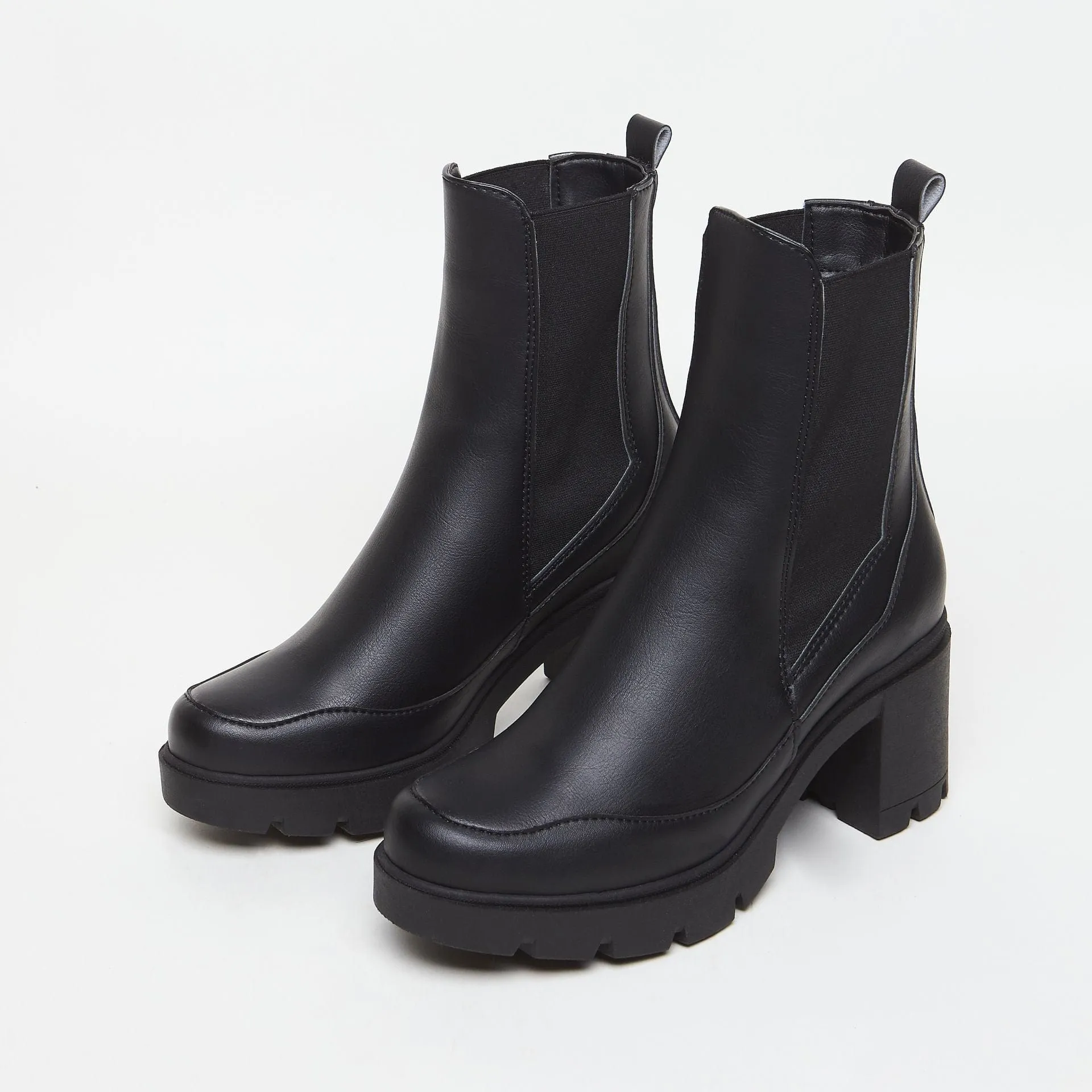 Vicky Vegan Leather Heeled Boots | Black