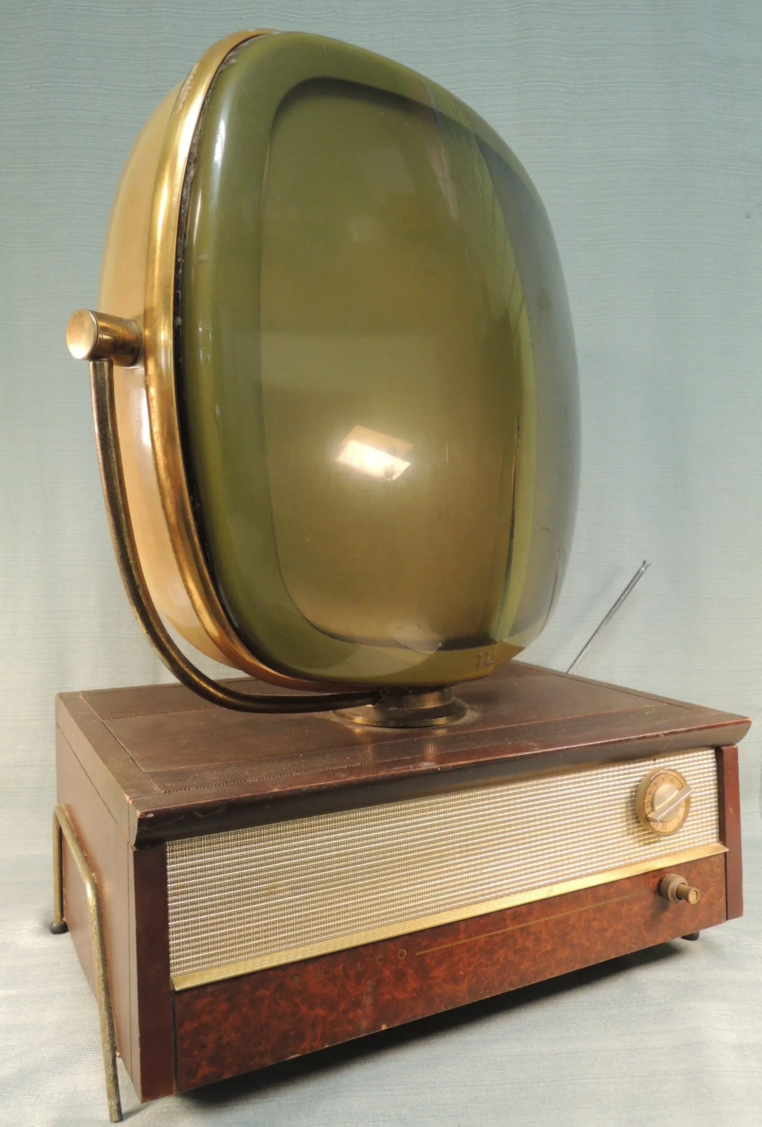 Vintage Philco Predicta "Holiday" TV